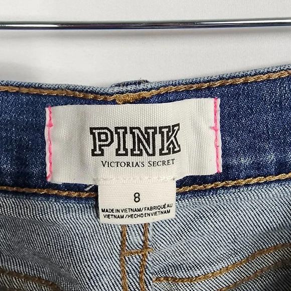 VS Pink Hi Waisted Cut Off Denim Shorts Women Sz 8 Blue Distressed 1.5" Inseam - Picture 5 of 7